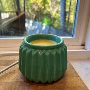 Scentsy turquoise warmer … lightly used